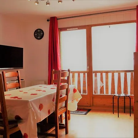 Les Chalets De L'arvan Apartment *