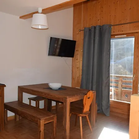 Les Chalets De L'arvan *